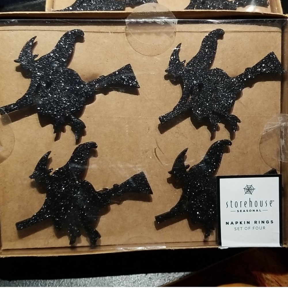 Storehouse Black Witch Hat napkin rings Halloween set